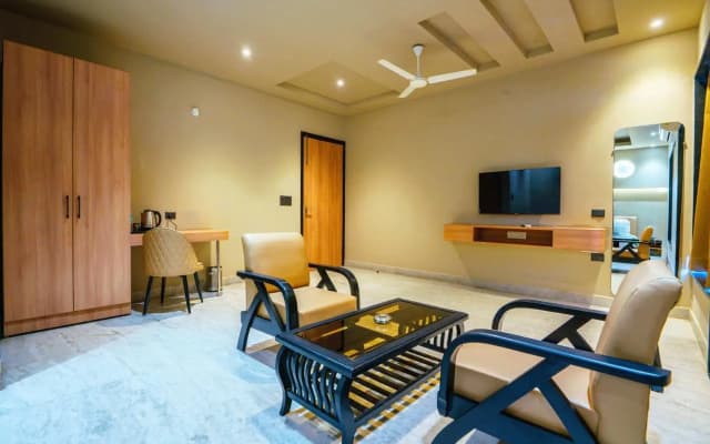 Hotel Royal City