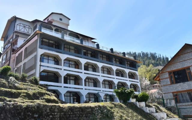 Hotel Snowcrests Manor
