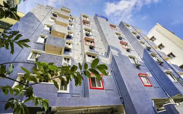FabHotel Grand Aarvi Prime