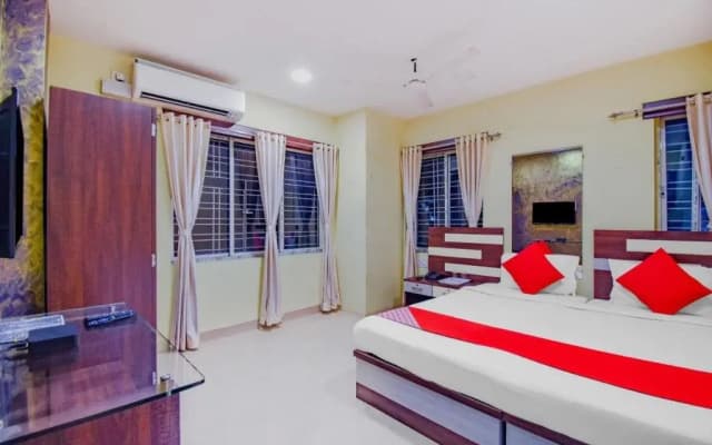 Tranquil Stay by OYO Rooms
