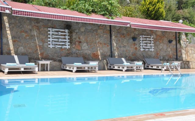 Lacivert Boutique Hotel