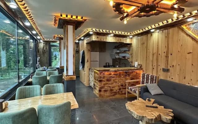Della Suit Bungalov