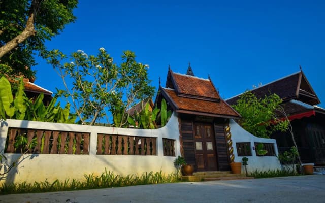 Hongkhao Village