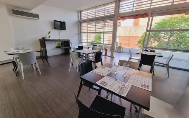 Hotel Austral