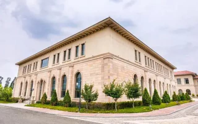 Avanna Hotel