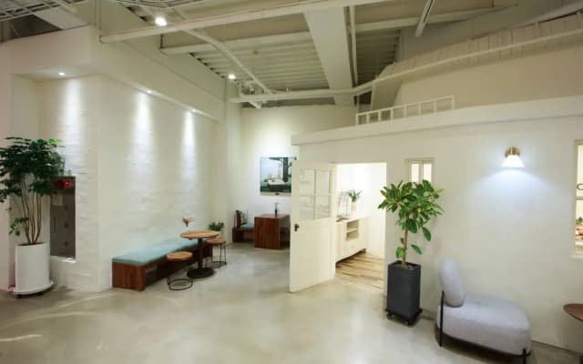 Brosis Hotel