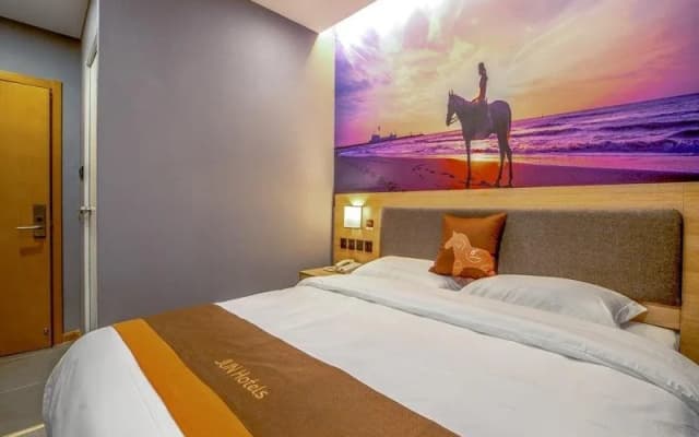 Jun Hotel Shaanxi Xi'an Baqiao District Tangdu Hospital South Gate