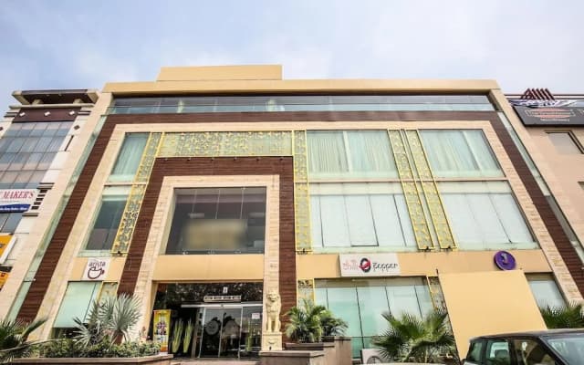 Collection O 509 Arista Hotel