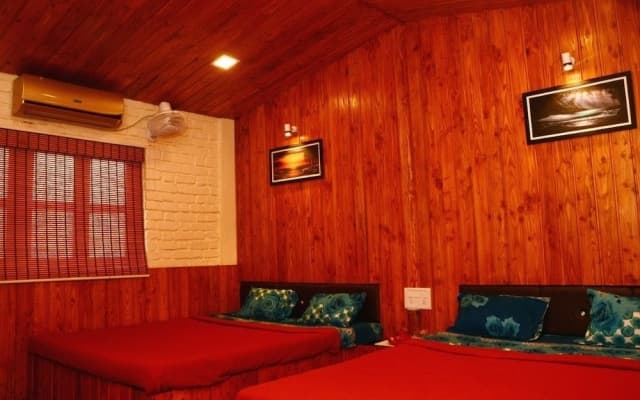 Aanandi Farm And Resort
