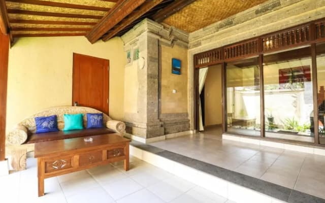 Sari Bamboo Bungalows