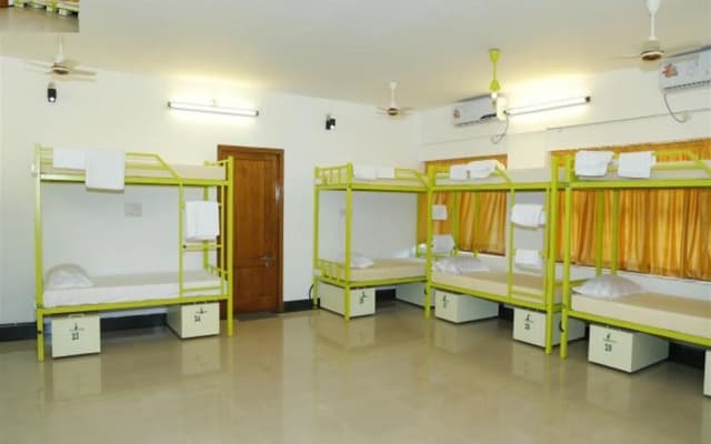 Hostel By The Sea