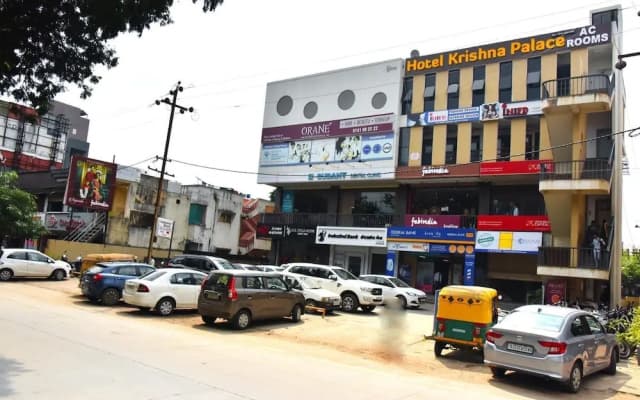 Hotel Krishna Palace