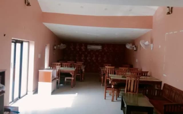 Apna Niwas