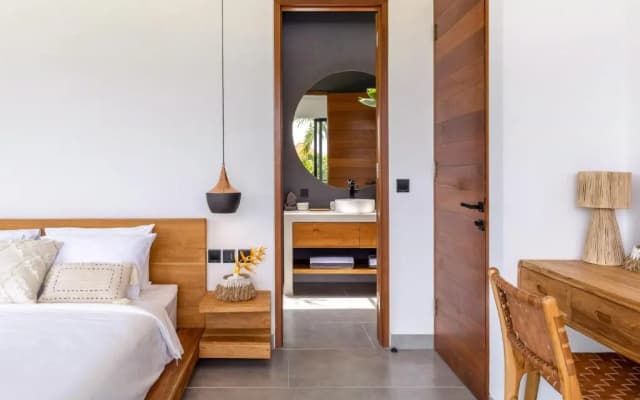 THE WĀVE BALI - brand new 2BR VILLA in Canggu - 2 pools