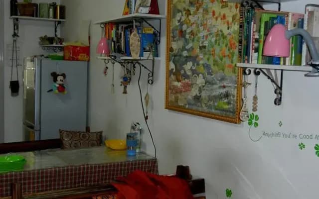 KKH Breeze Hostel