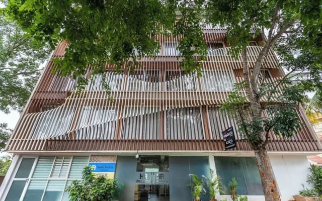 Hotel Acacia Yelahanka
