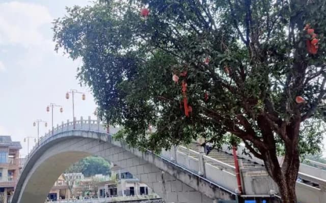 Yixuan Hotel (Chenzhou Yuhou Street Bubugao New World Store)