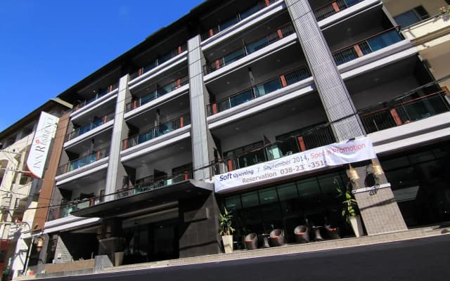 Inn residence serviced suites