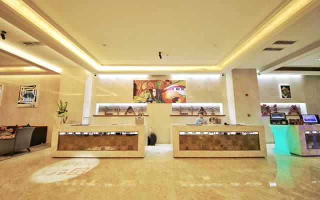 Lia Chengdu Hotel