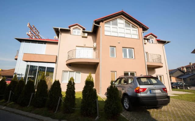 Euro Garni Hotel