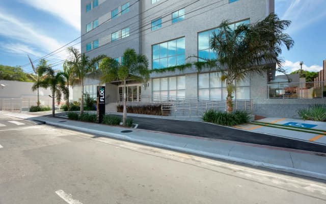 Flix Hotel
