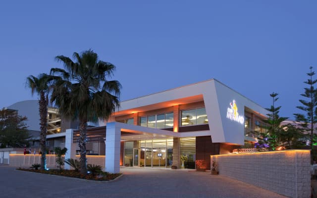 Club Mermaid Village