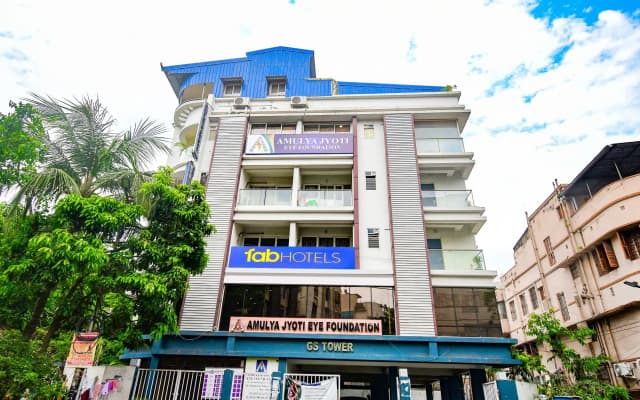 FabHotel Silver Key kalighat