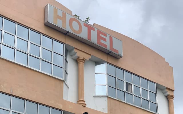 Fresh Hotel Falim