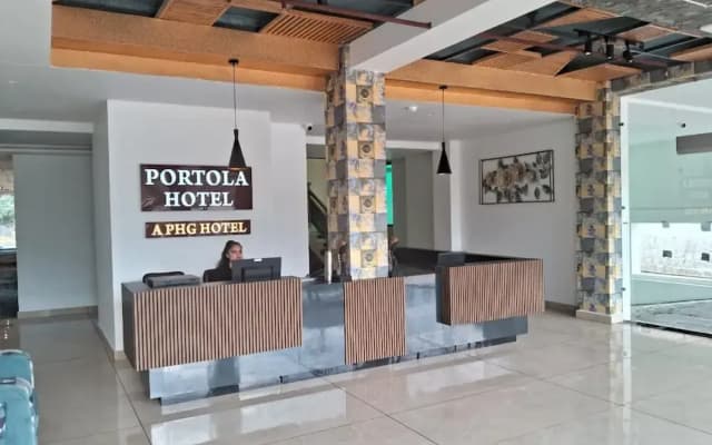 Goroomgo Portola Hotel By Parkside Dharamshala