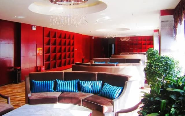 Zhongwei Grand Hotel