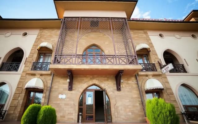 Perchem Hotel