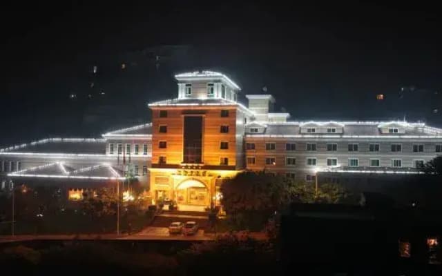 Jinfengshan Hotel