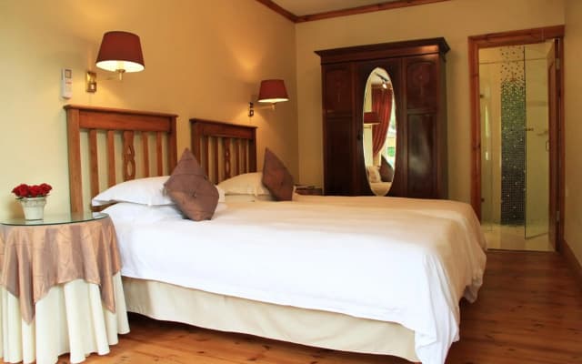 Evergreen Lodge