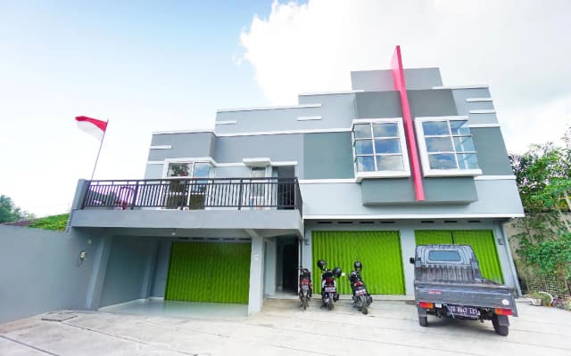 OYO 1064 Manado Airport Homestay