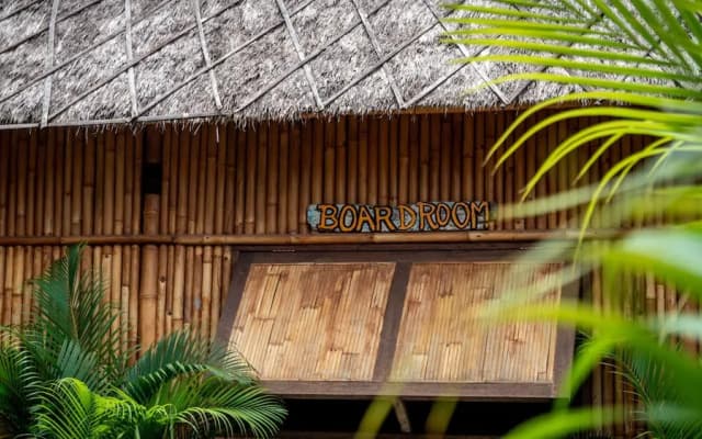 Ekas Surf Resort
