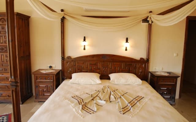 An Unspoilt Setting, Luxurious Surroundings and a Warm, Personal Welcome