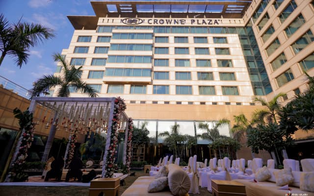 Crowne Plaza Hotel Gurgaon by IHG