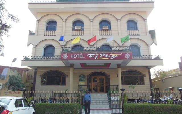 Hotel Taj Plaza