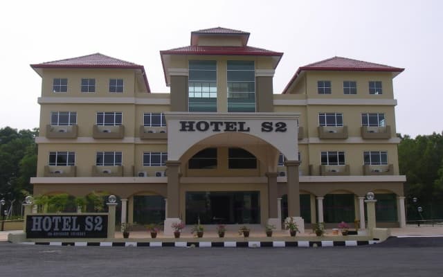 Hotel S2