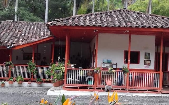Hostal Rio Arabia - Valle De Cocora