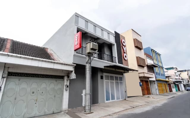 Homestay Jaya by OYO Rooms