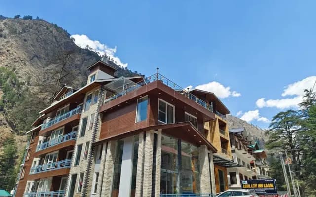 Abhilashi Inn Kasol
