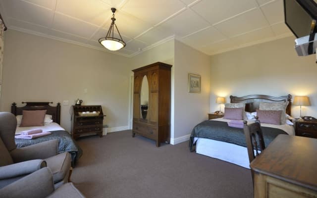 Roseland House