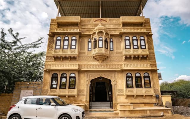 Hotel Chouhan Palace