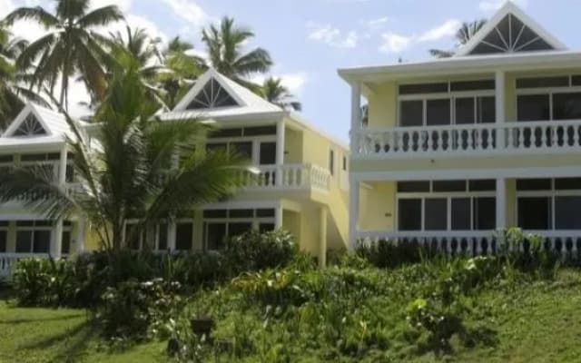 Las Canas Beach Retreat