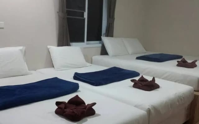 Sairee Center Guesthouse