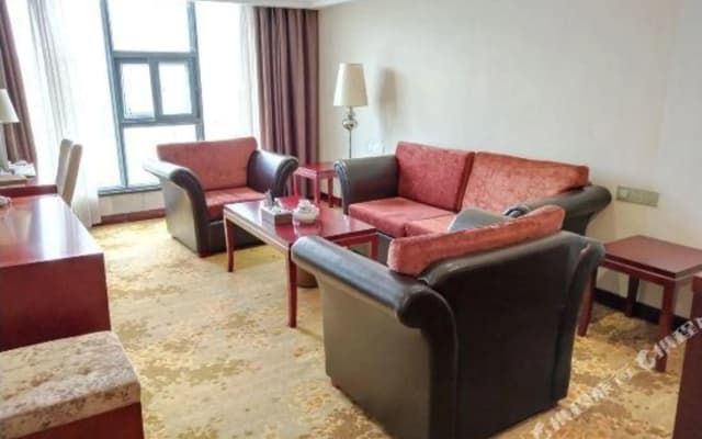 Xinyuan Hotel Wanzai