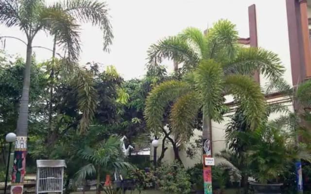 Grand Mahkota Lamongan