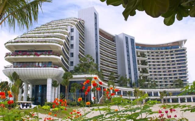 Forest City Marina Hotel