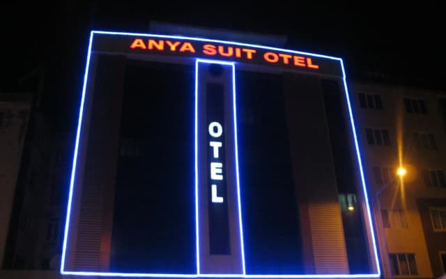 Anya Suit Otel